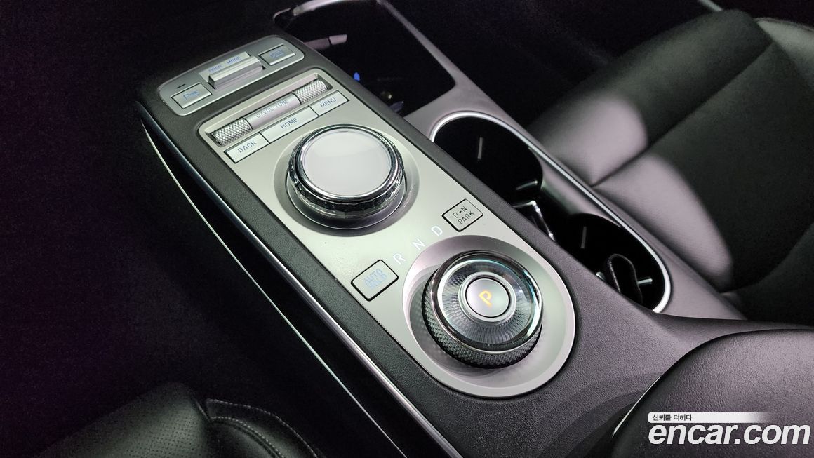 Genesis GV70 2021