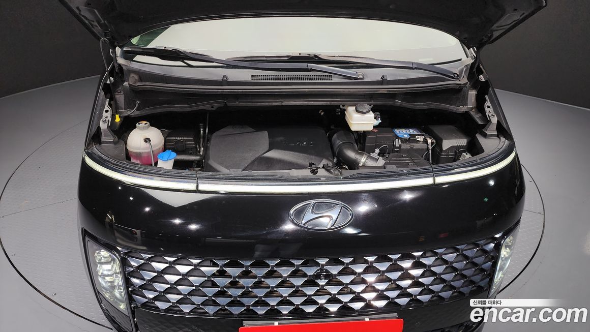 Hyundai Staria 2022