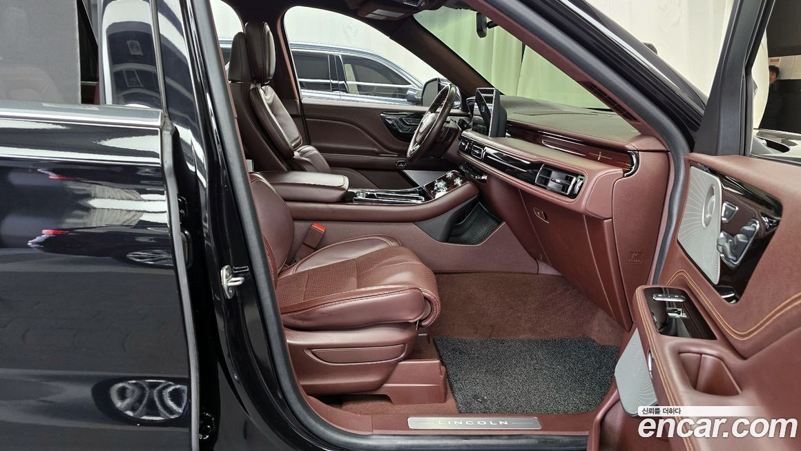 Lincoln Aviator 2021