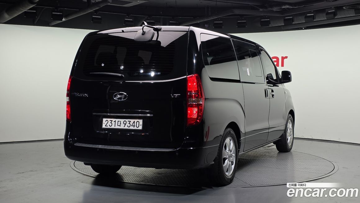 Hyundai Starex 2019