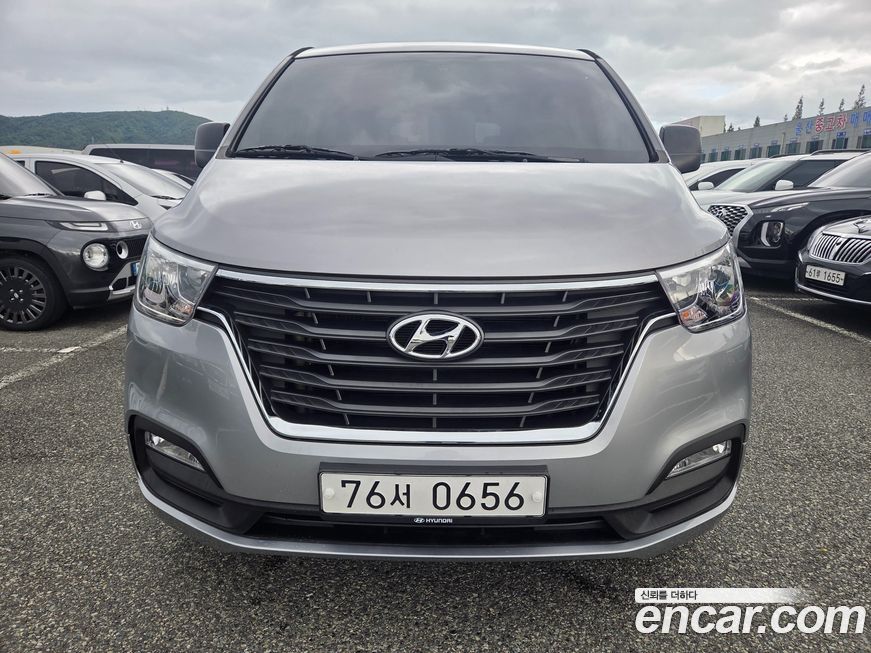 Hyundai Starex 2018
