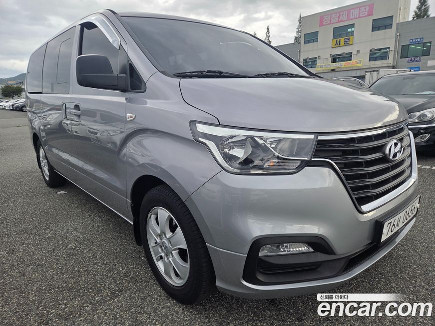 Hyundai Starex 2018