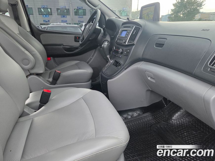 Hyundai Starex 2018