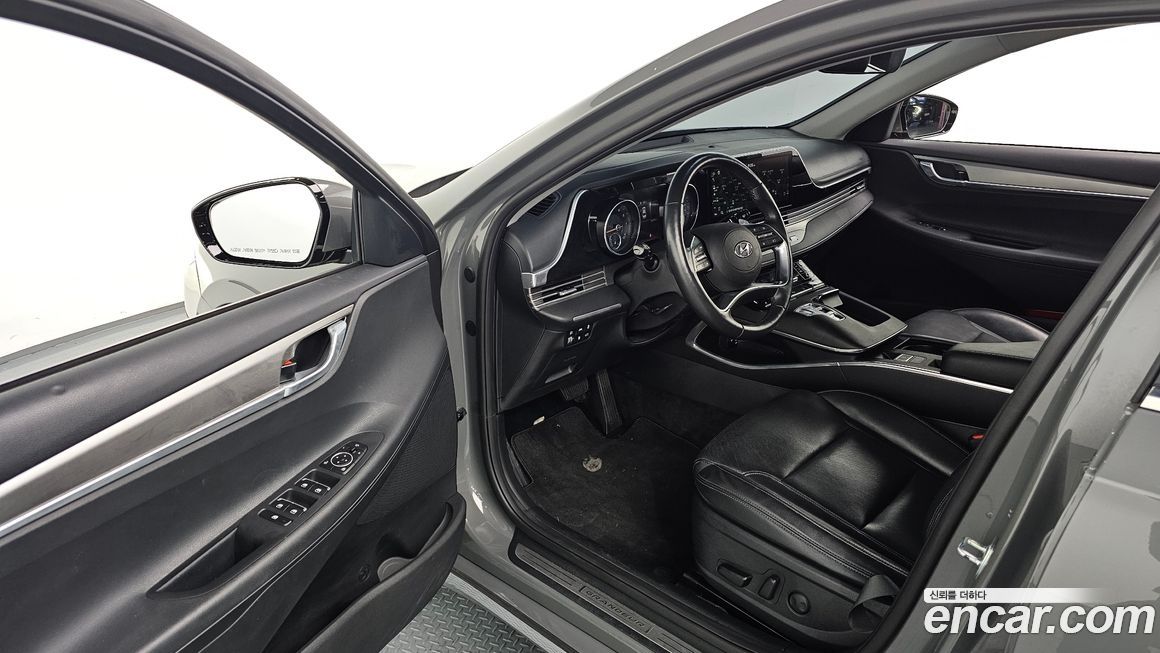 Hyundai Grandeur 2021