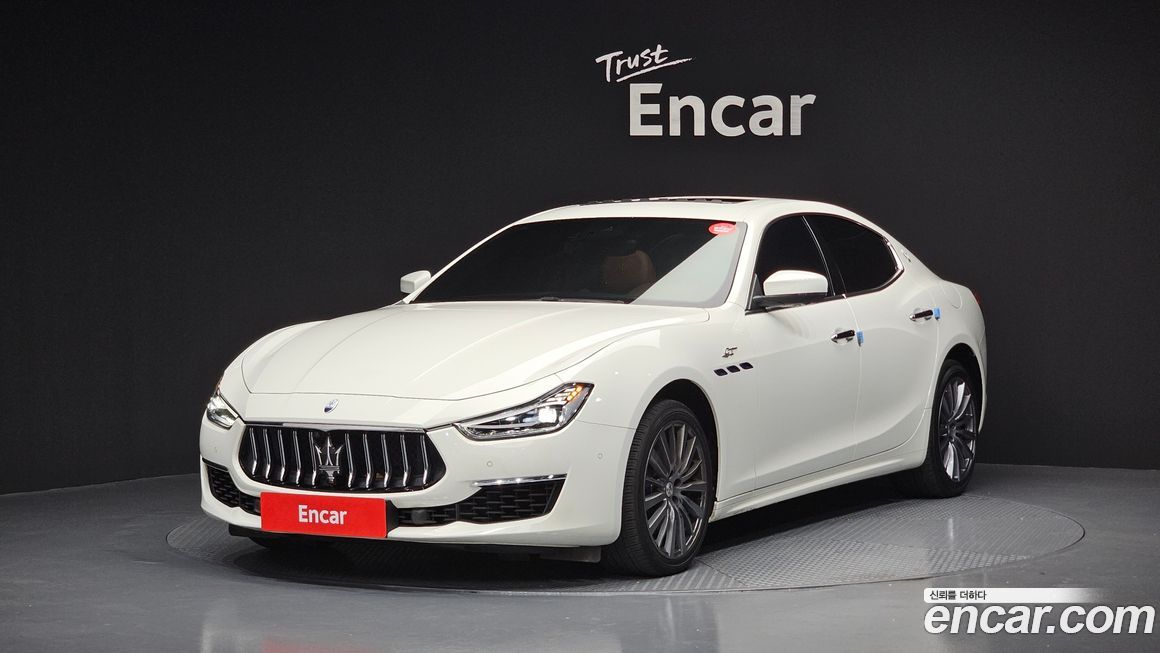 Maserati Ghibli 2022