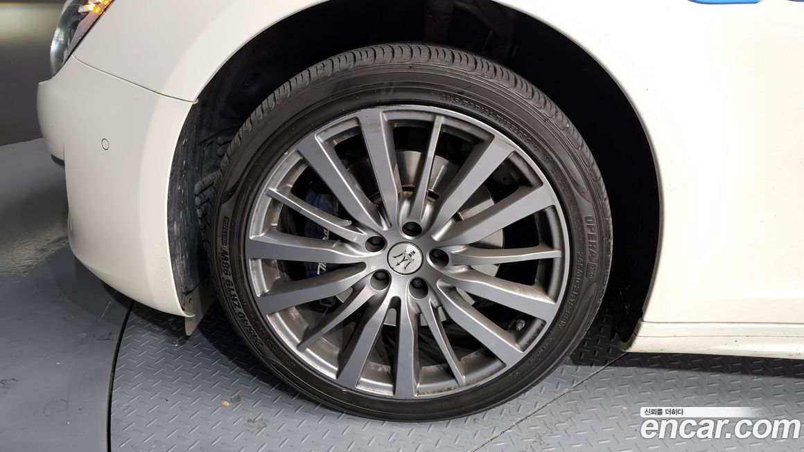 Maserati Ghibli 2022