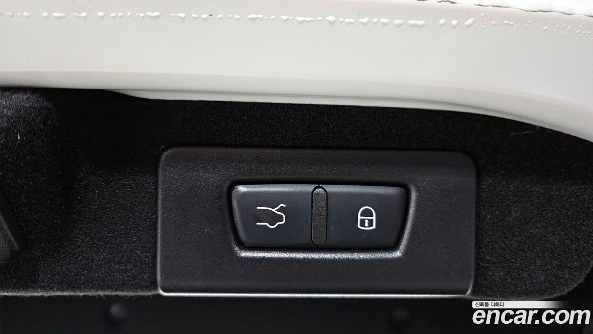 Maserati Ghibli 2022