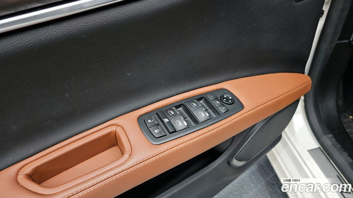 Maserati Ghibli 2022