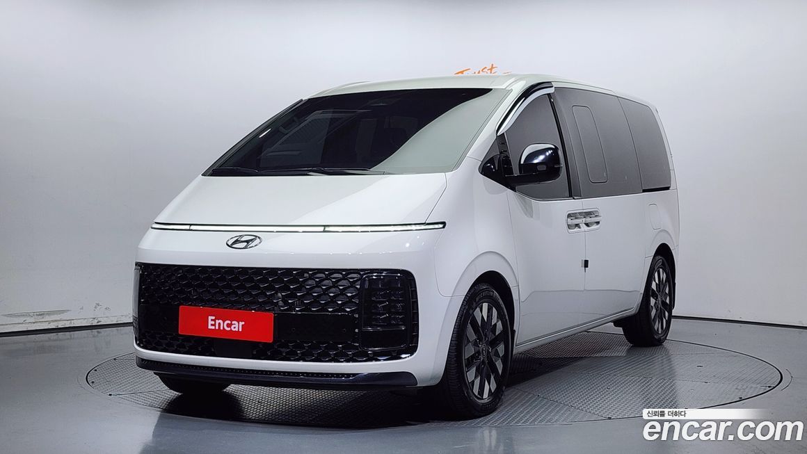 Hyundai Staria 2023