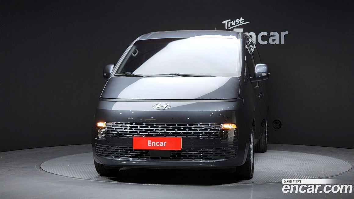 Hyundai Staria 2022