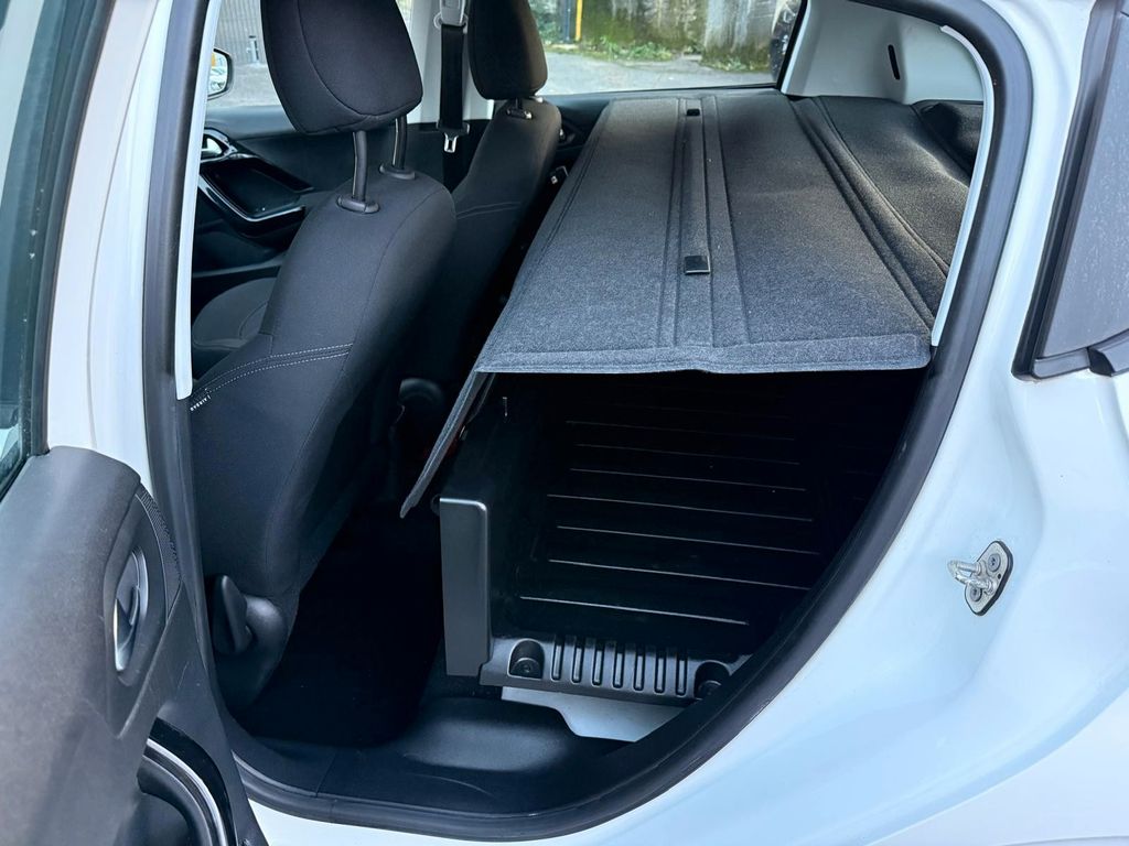 Peugeot 208 2019