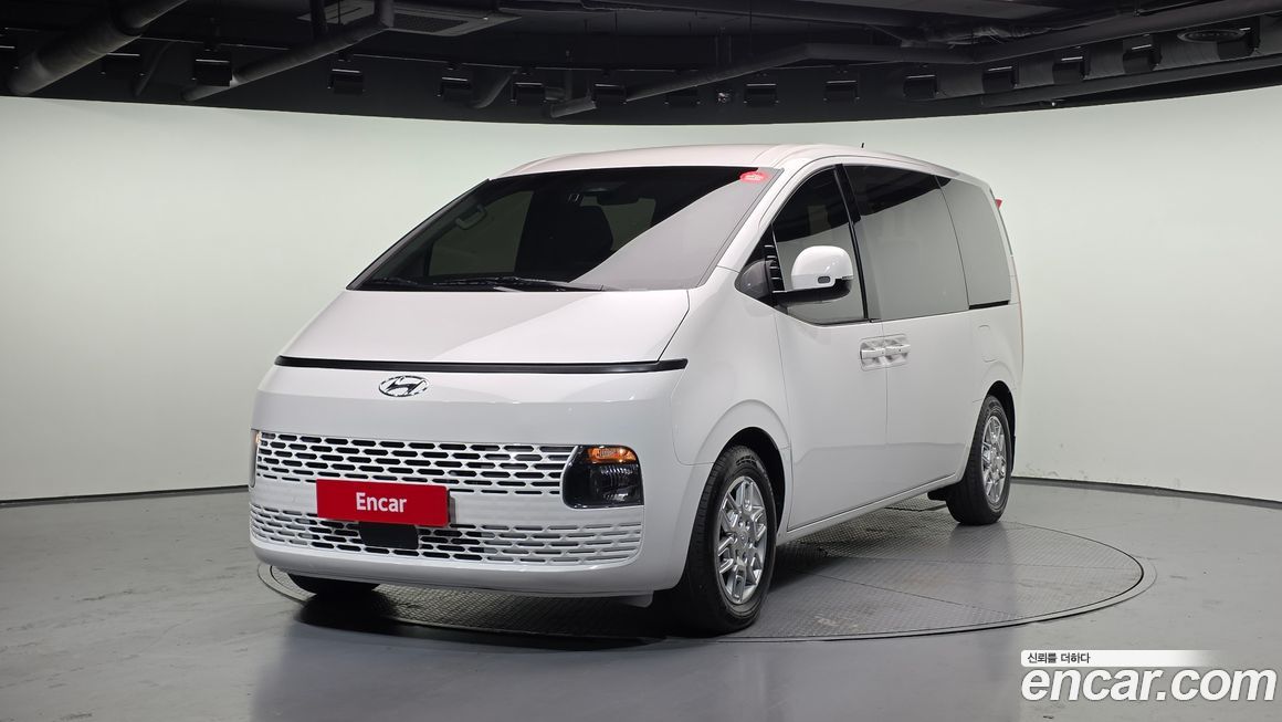 Hyundai Staria 2022