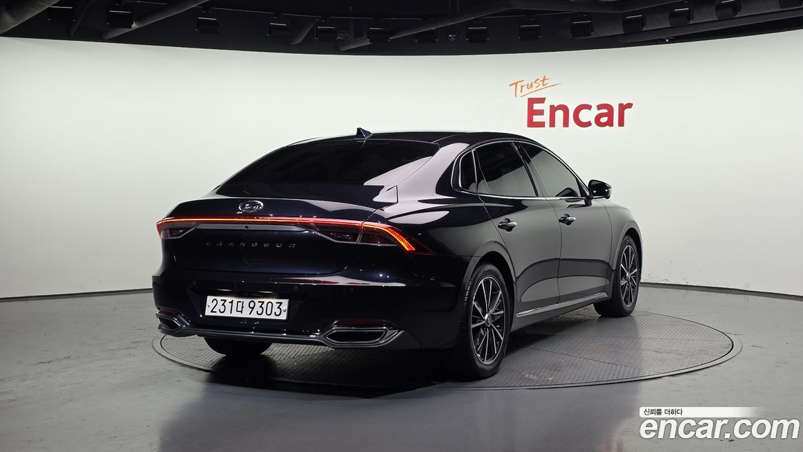 Hyundai Grandeur 2022