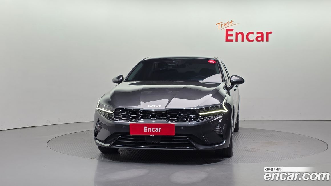 Kia K5 2023
