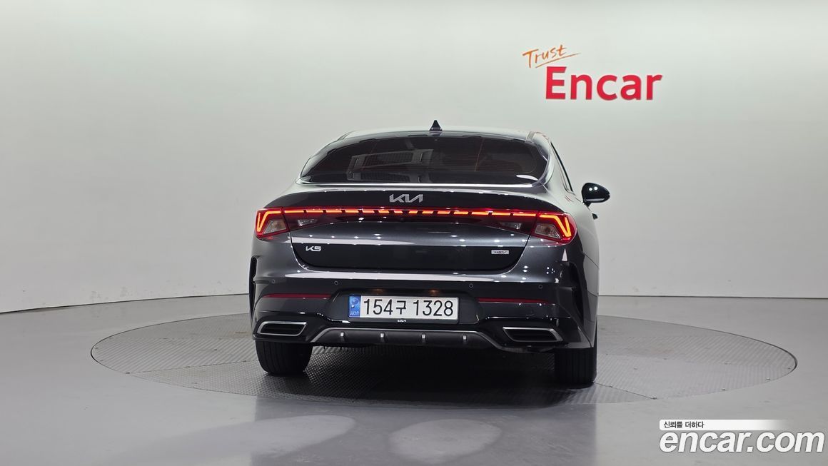 Kia K5 2023