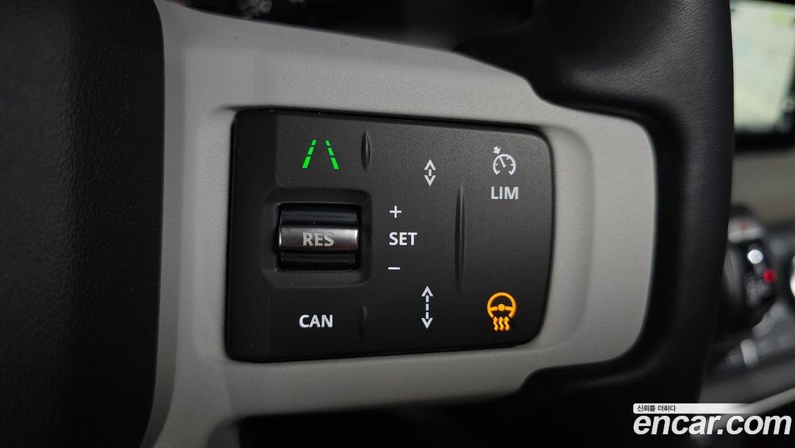 Land Rover Defender 2022