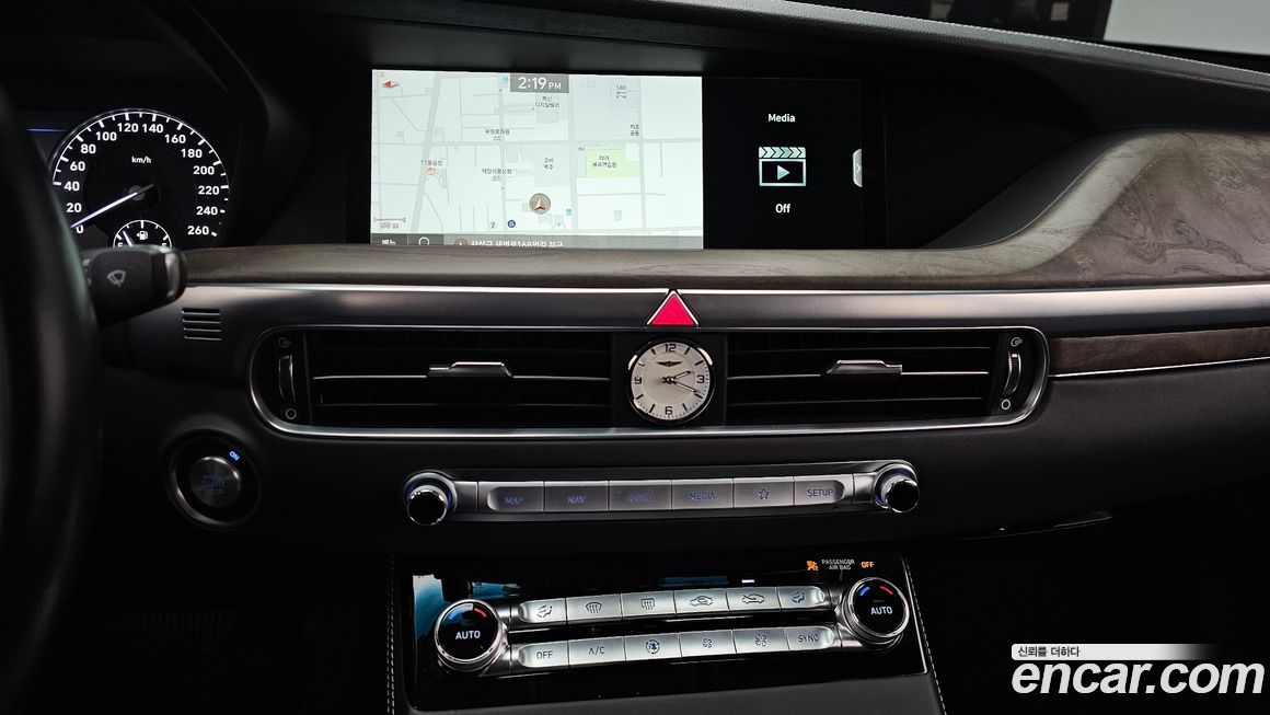 Genesis G90 2019