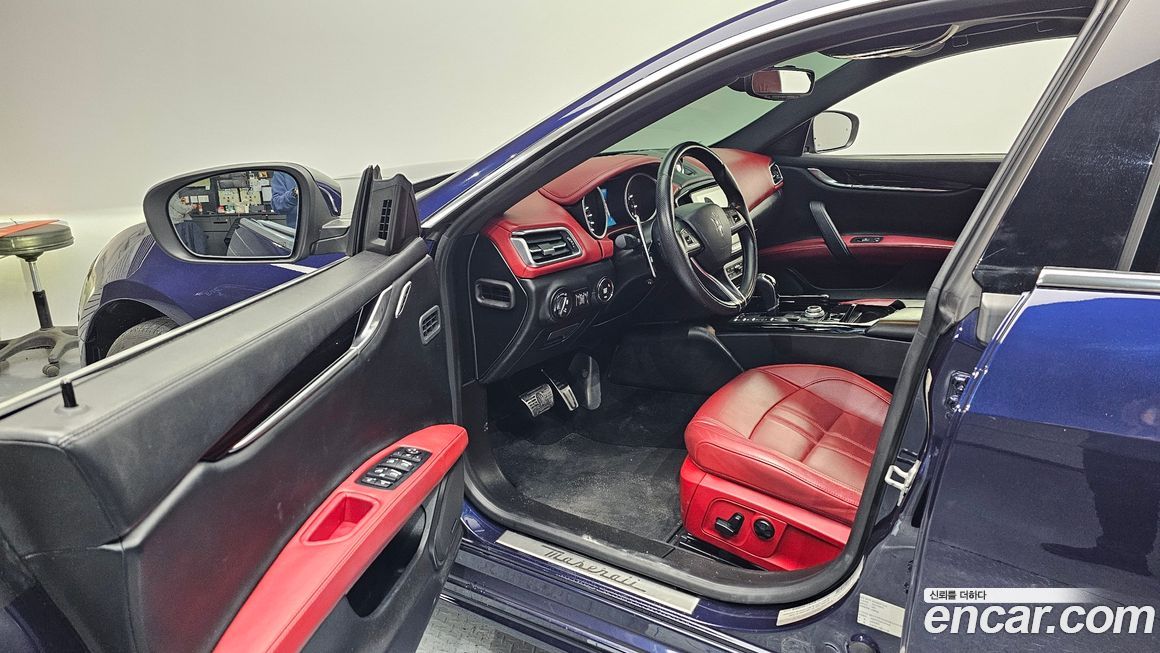 Maserati Ghibli 2018