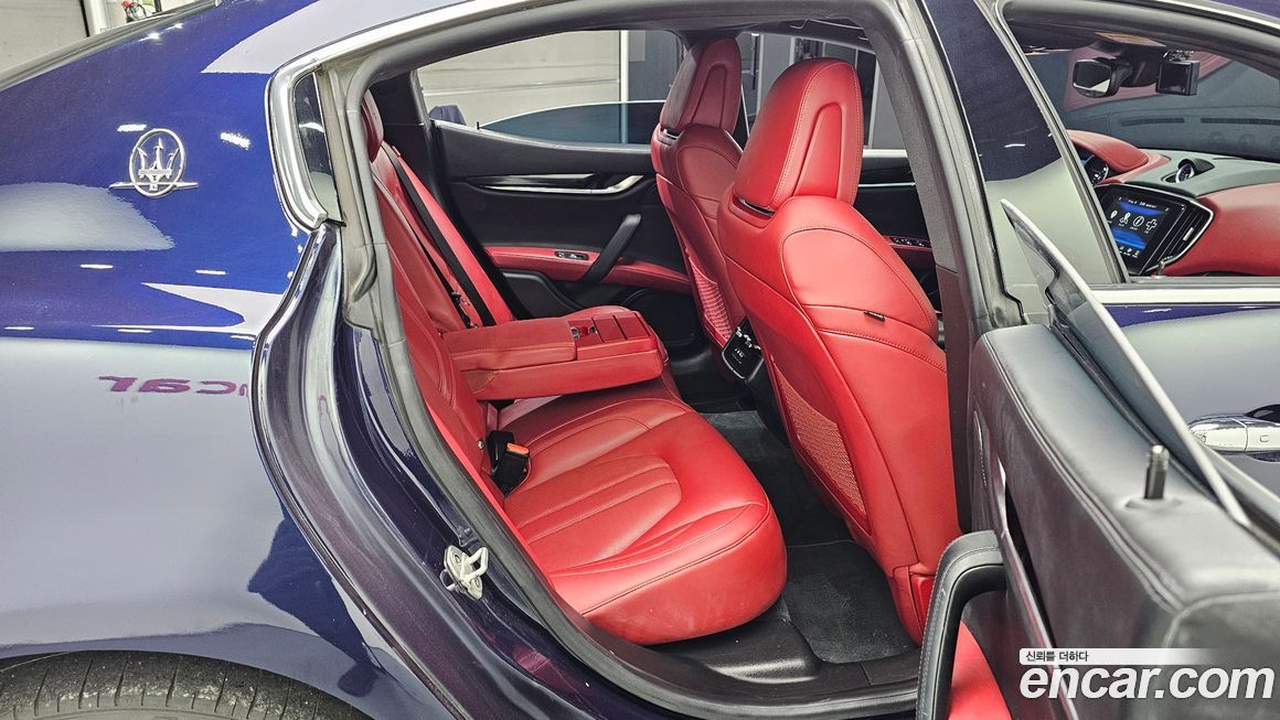 Maserati Ghibli 2018