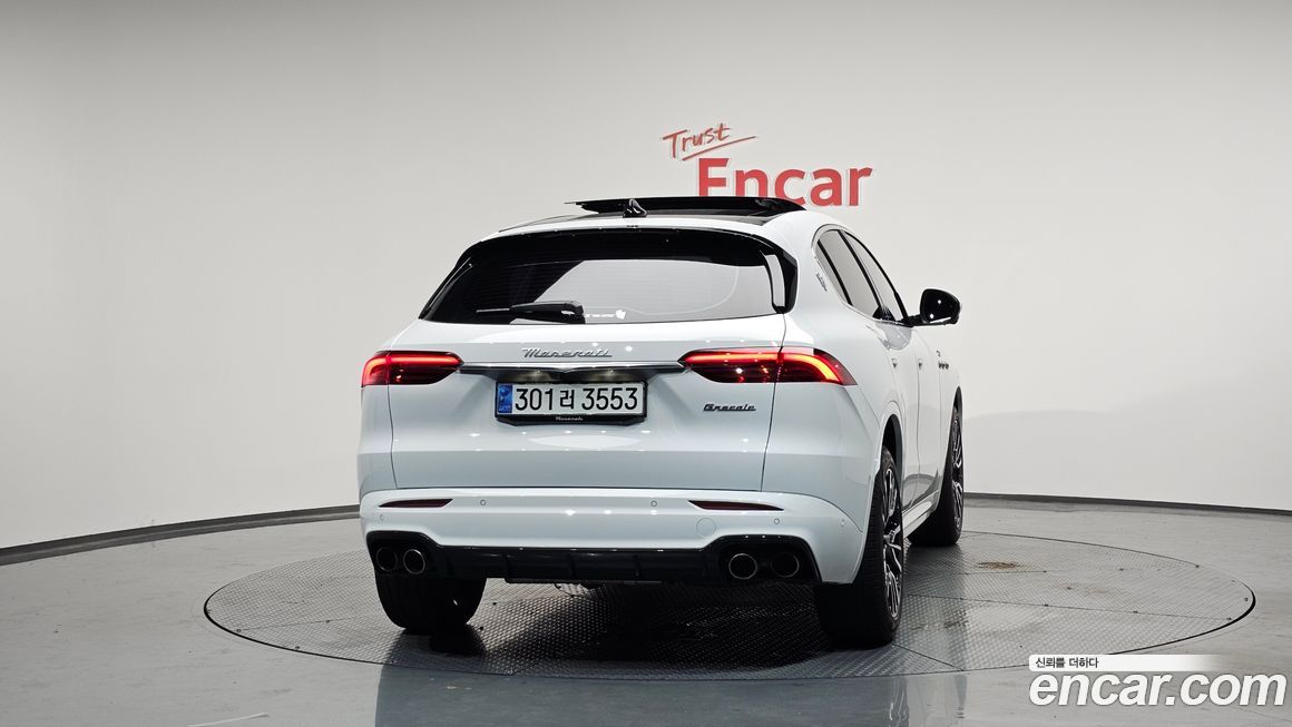 Maserati Grecale 2023