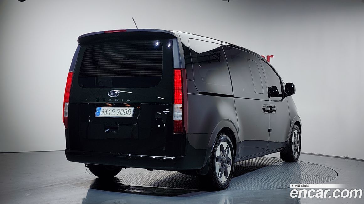 Hyundai Staria 2022