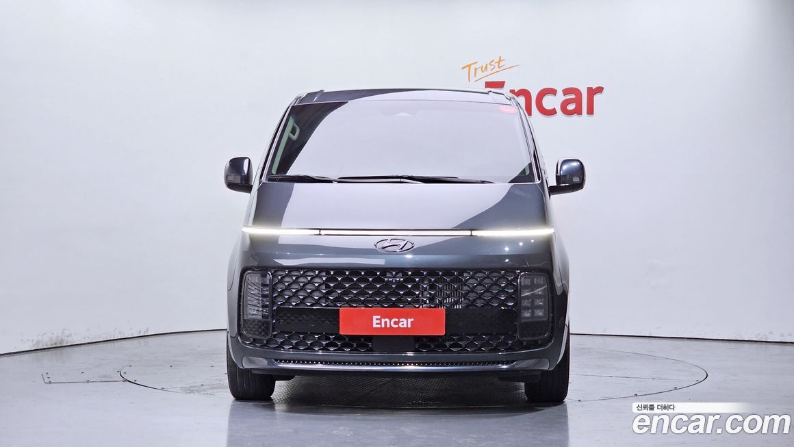 Hyundai Staria 2023