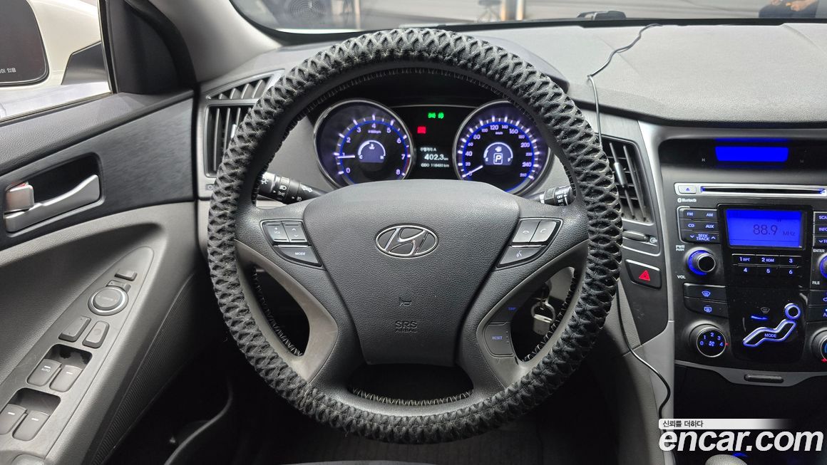 Hyundai Sonata 2011