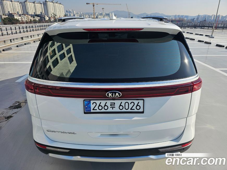 Kia Canival 2021