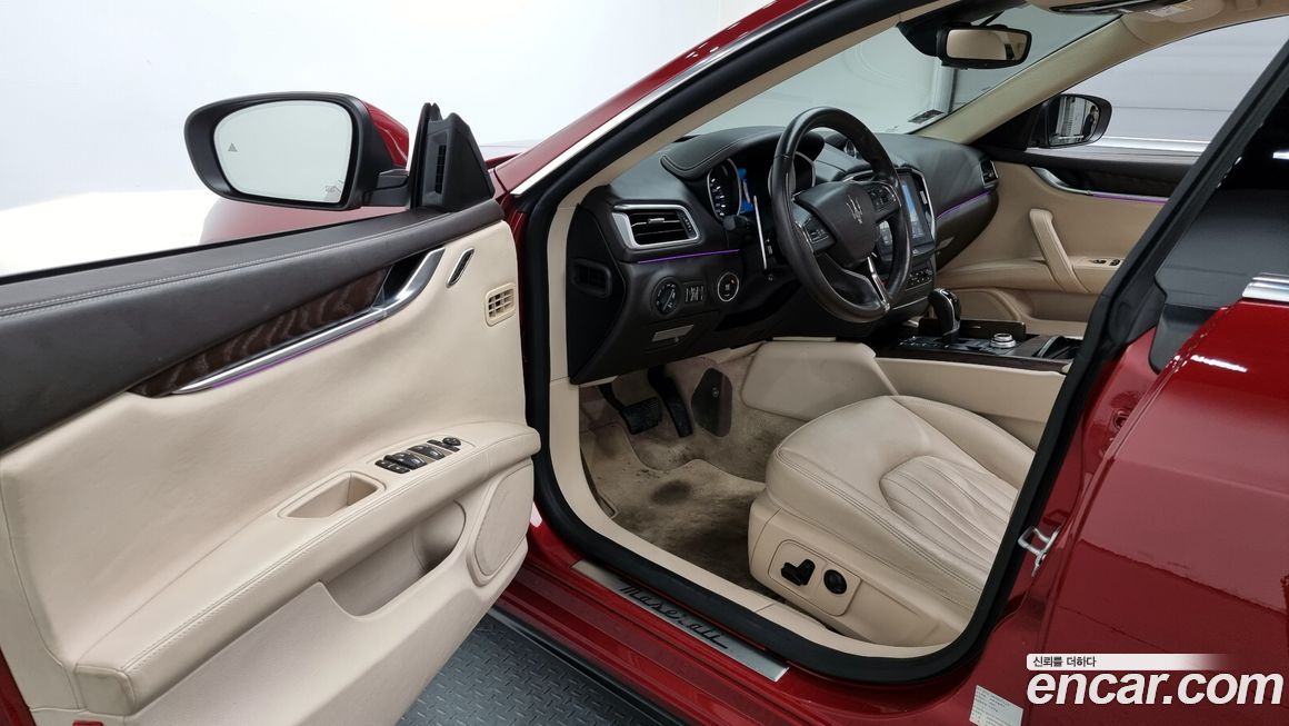 Maserati Ghibli 2017