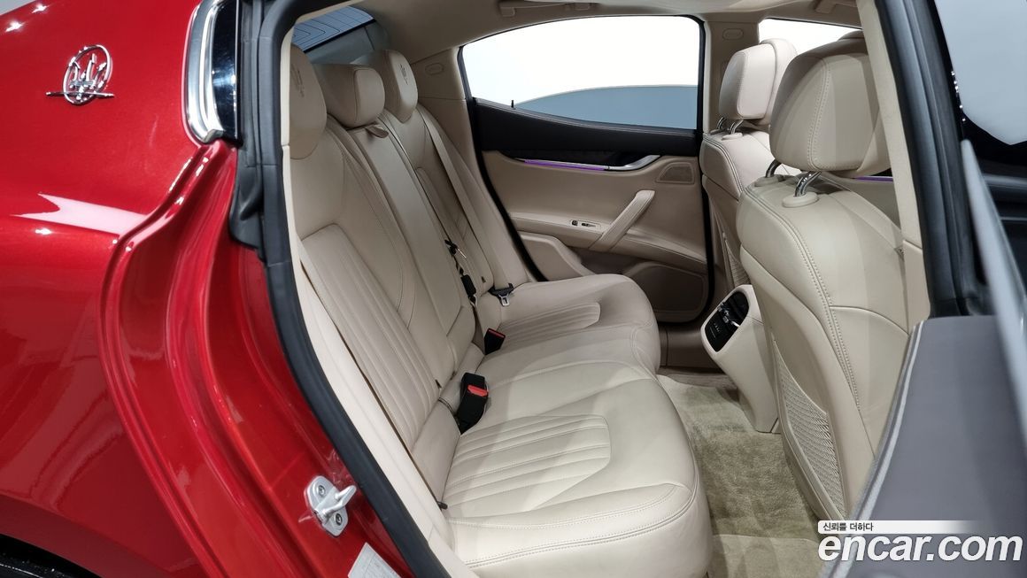 Maserati Ghibli 2017