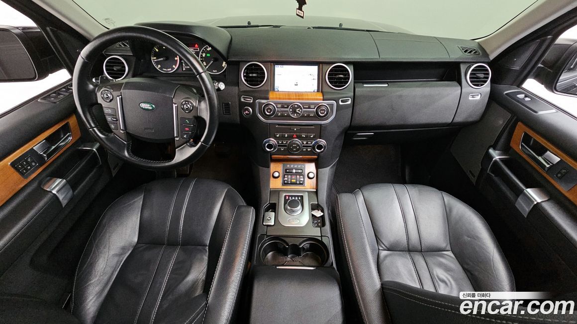 Land Rover Discovery 2013