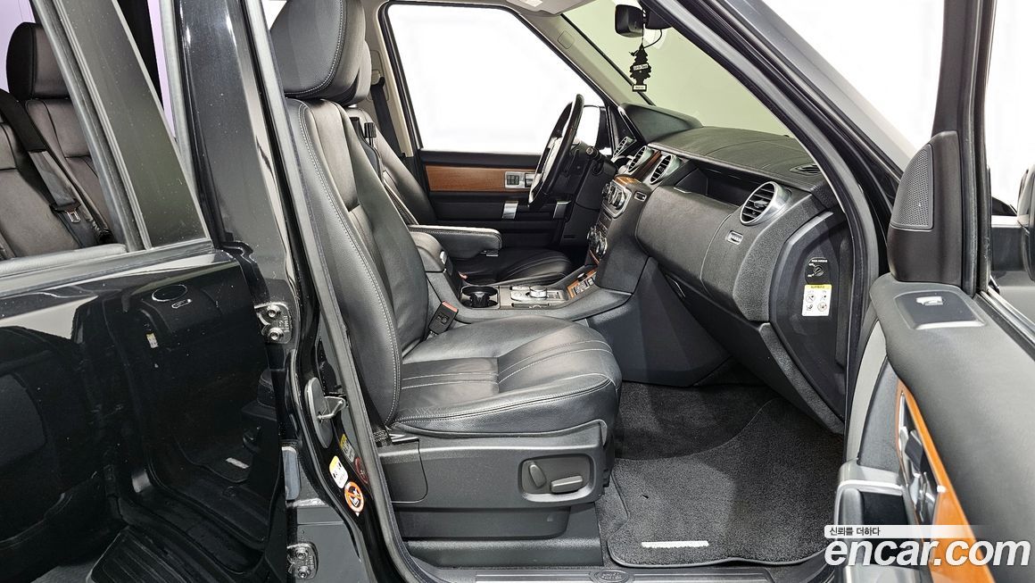 Land Rover Discovery 2013