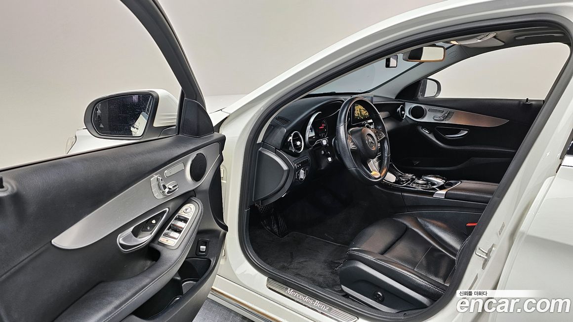 Mercedes-Benz C-Class 2016