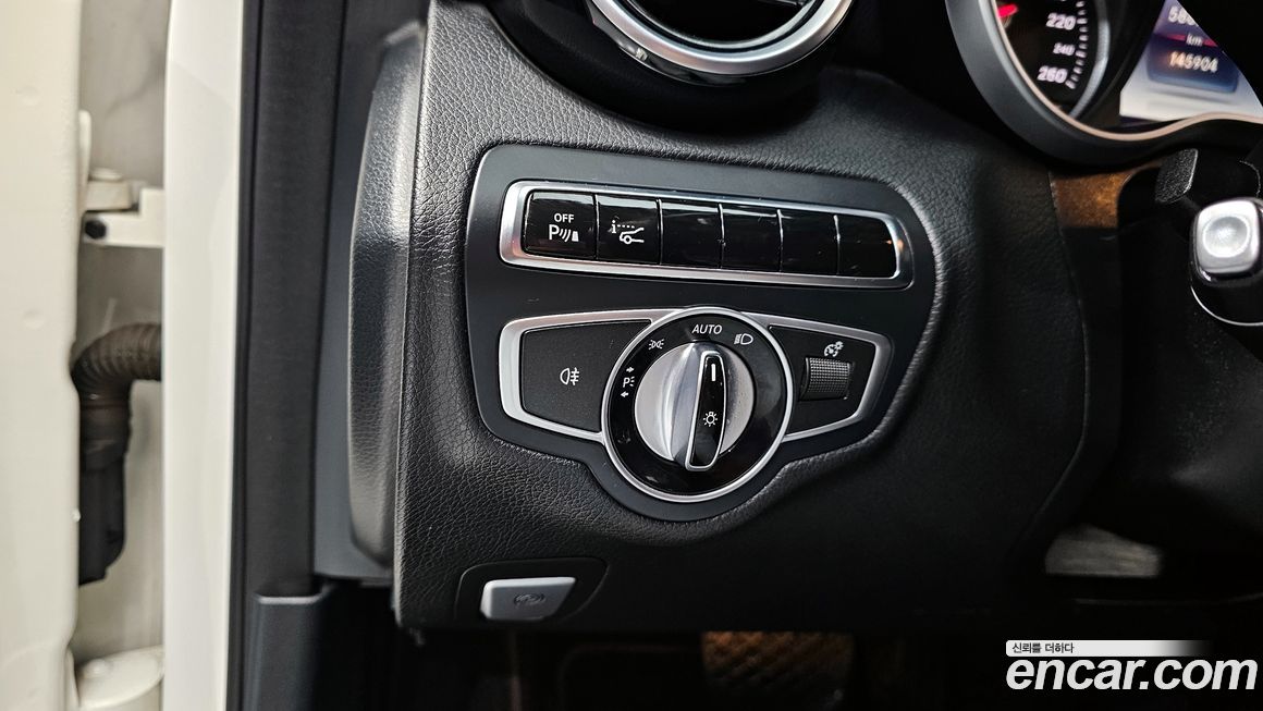 Mercedes-Benz C-Class 2016