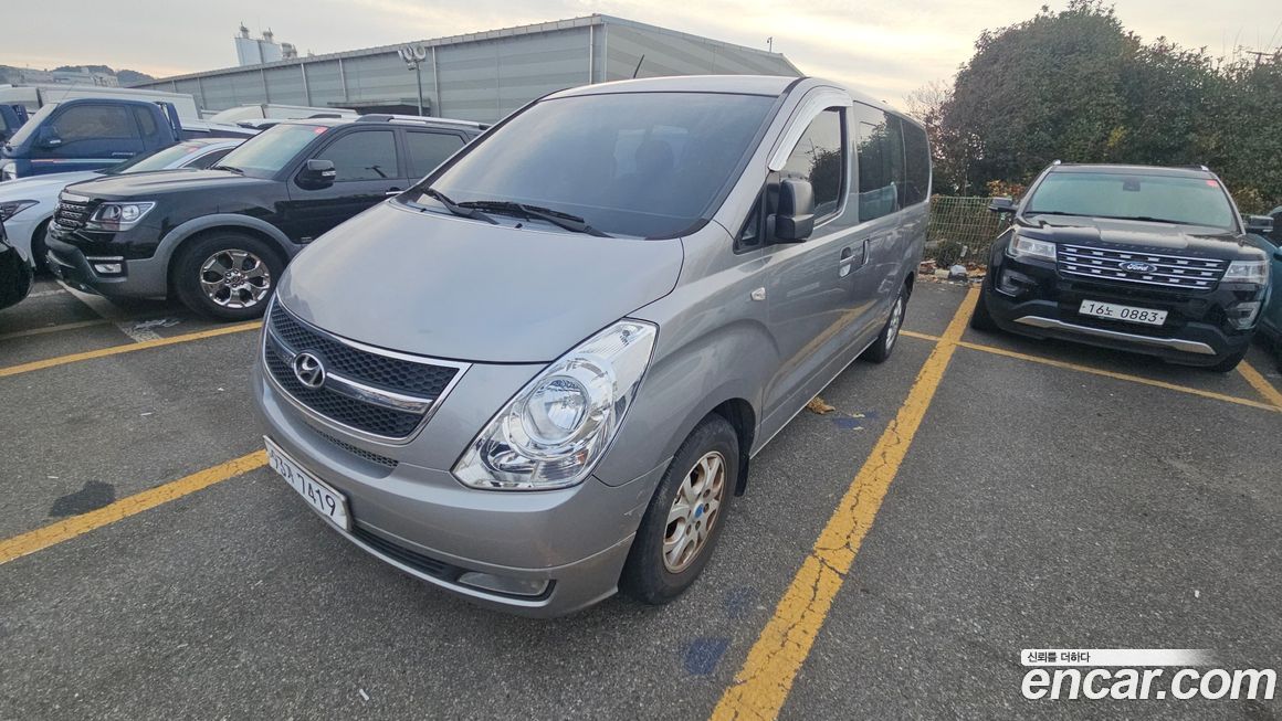 Hyundai Starex 2011