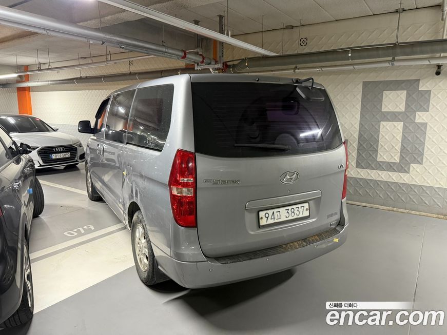 Hyundai Starex 2012