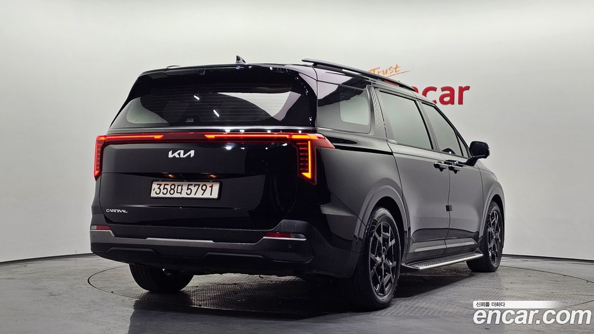 Kia Canival 2024