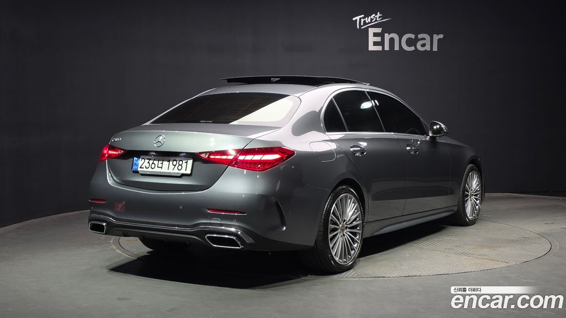 Mercedes-Benz C-Class 2022