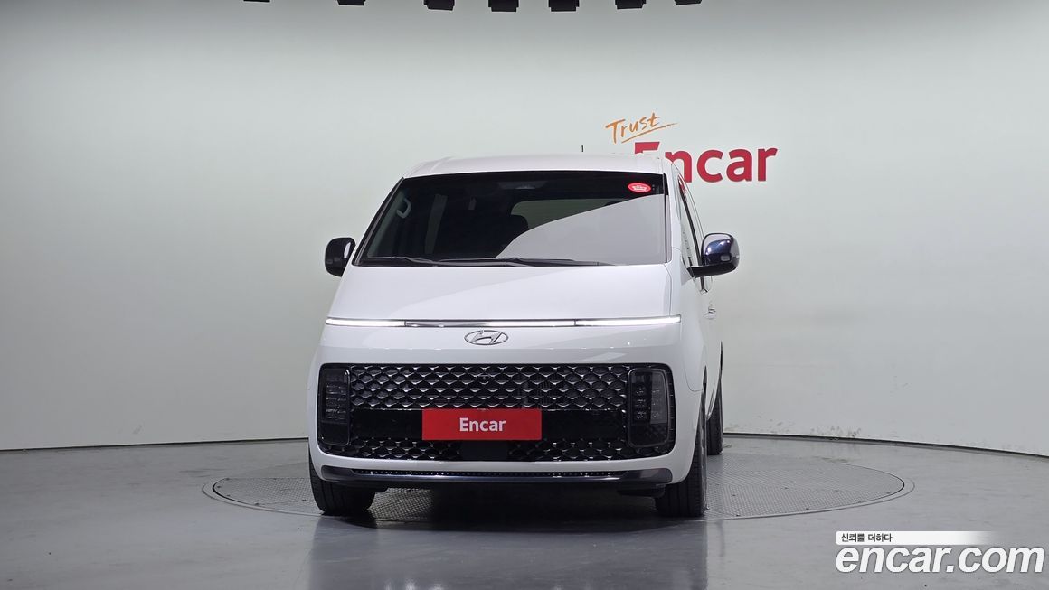 Hyundai Staria 2022