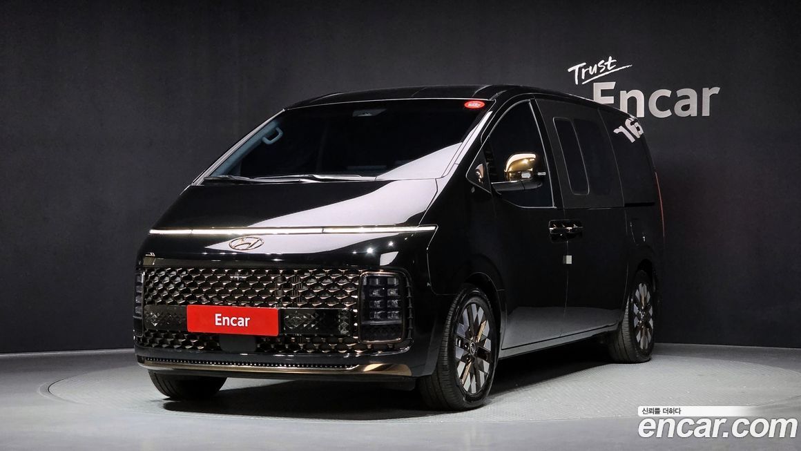 Hyundai Staria 2024