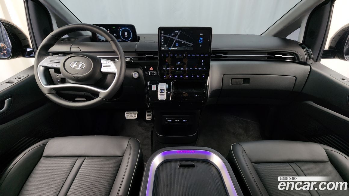 Hyundai Staria 2024