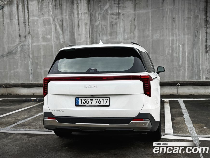Kia Canival 2025