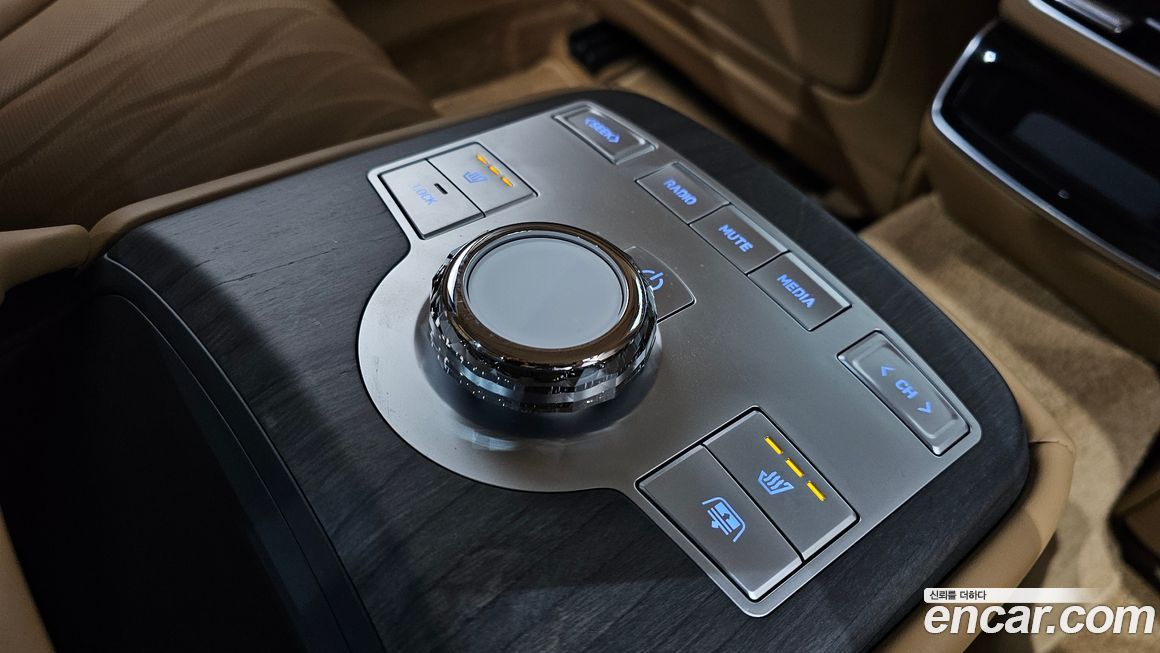 Genesis G80 2025