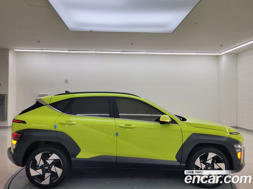 Hyundai Kona 2025