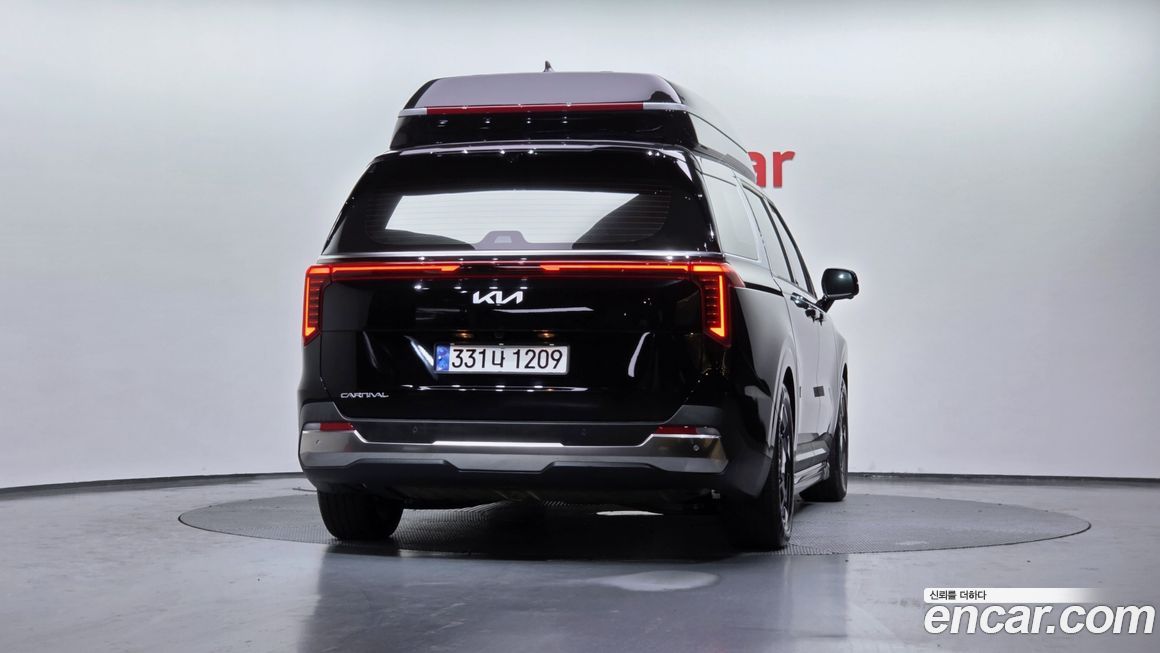 Kia Canival 2024