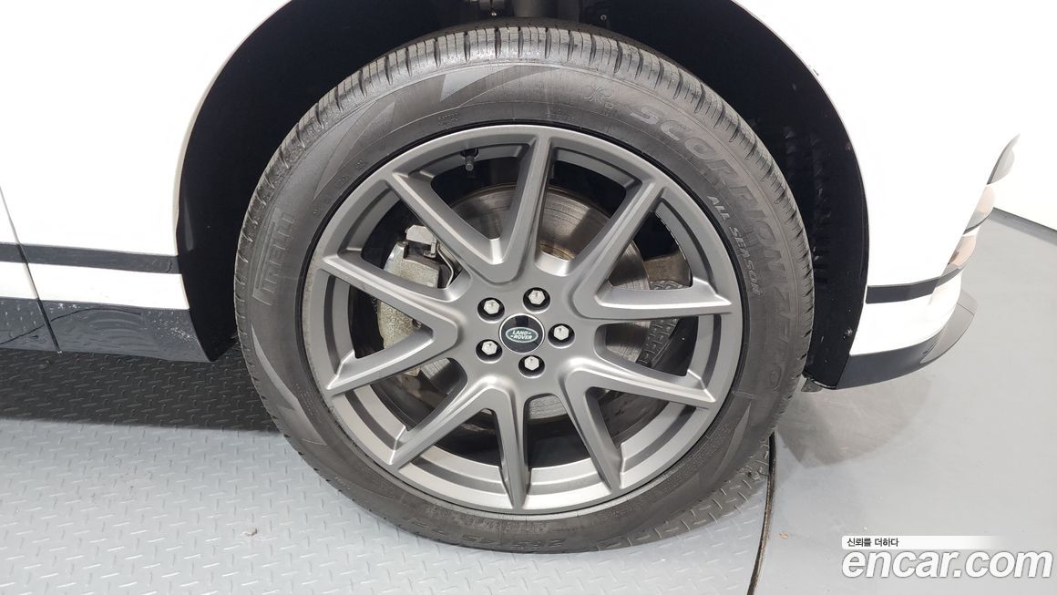 Land Rover Range Rover Velar 2022