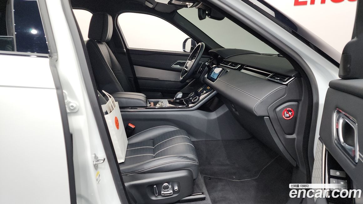 Land Rover Range Rover Velar 2022