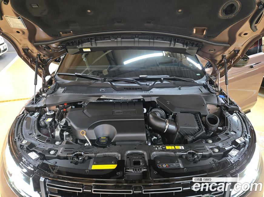 Land Rover Range Rover Evoque 2025