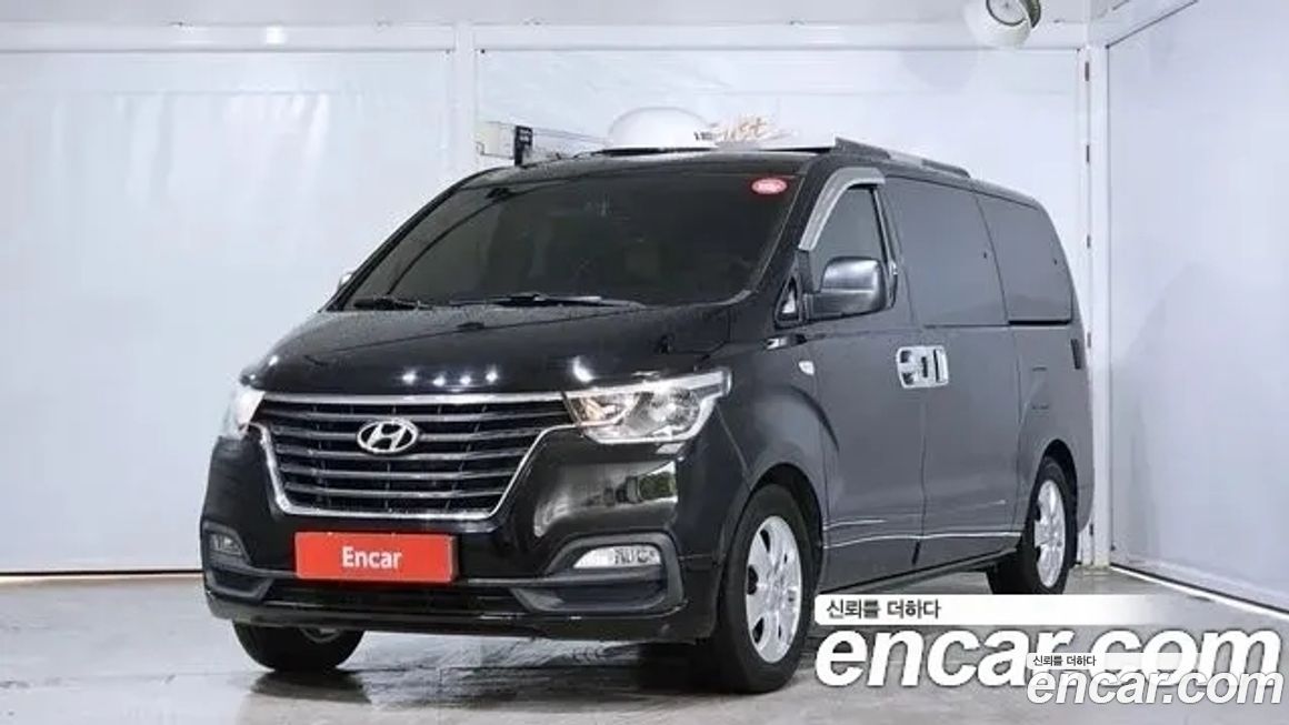 Hyundai Starex 2019