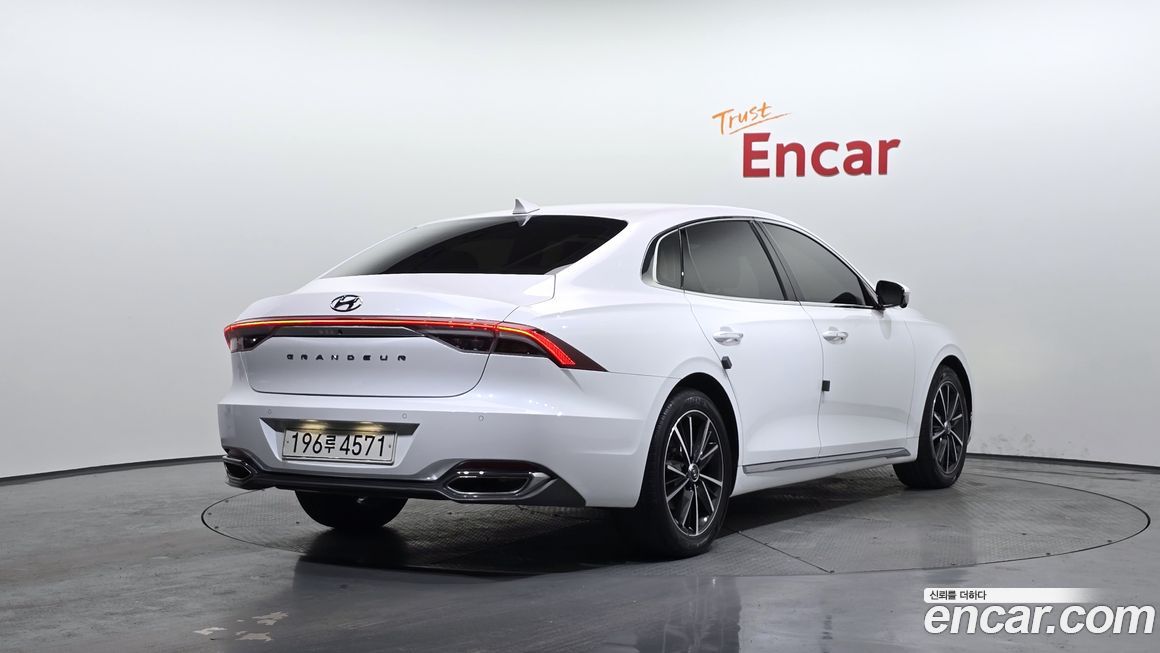 Hyundai Grandeur 2022